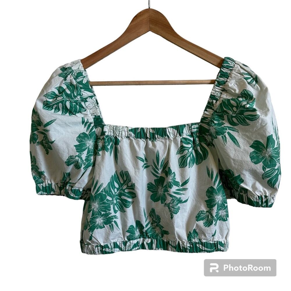 American Eagle women’s blouse small NWT floral white and green